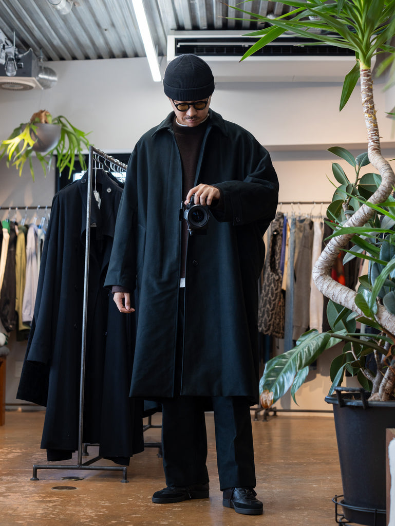 nonnotte /  High-Count Moleskin Draping Bias Sleeve Overcoat-Deep Black-