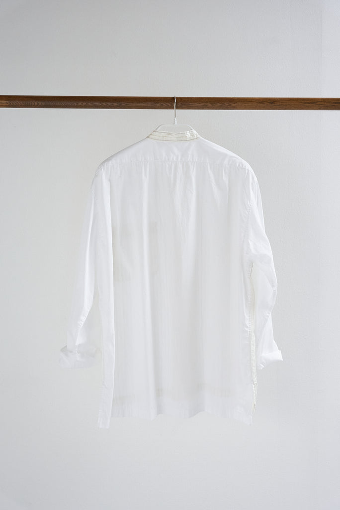 TOHNAI / COTTON x CUPRO STRIPE COLLARLESS SHIRT -WHITE-