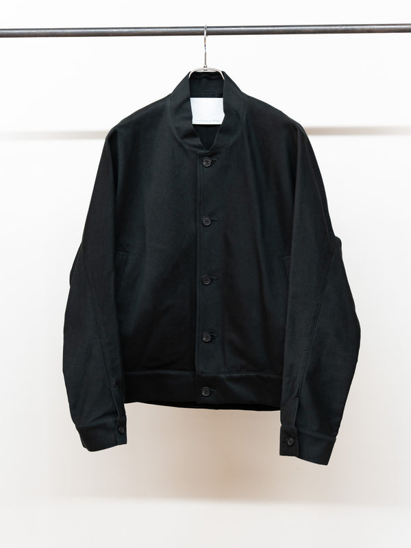 [Expected to arrive at the end of August] nonnotte / High-Count Moleskin Draping Bias Sleeve Blouson-Deep Black-