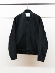 [Expected to arrive at the end of August] nonnotte / High-Count Moleskin Draping Bias Sleeve Blouson-Deep Black-