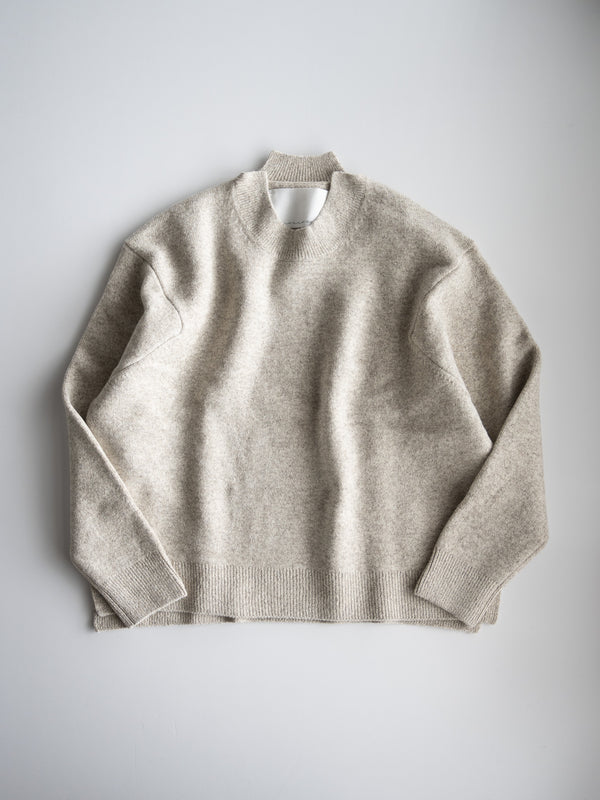 [Expected to arrive at the end of August] nonnotte / Slit Crew Neck Pullover-YAK Natural × White