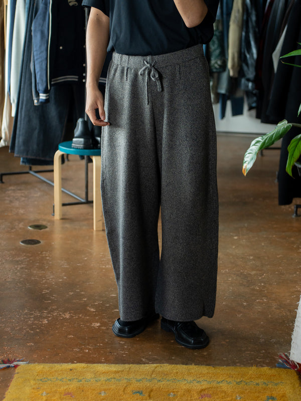 [Expected to arrive at the end of August] nonnotte / Knit Pants Extra Wide-YAKNatural × TopGray