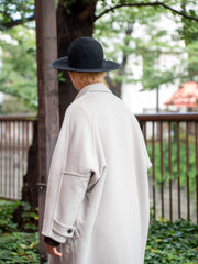 [Expected to arrive at the end of August] nonnotte / Cashmere Rever Melton Draping Bias Sleeve Overcoat-Taupe-