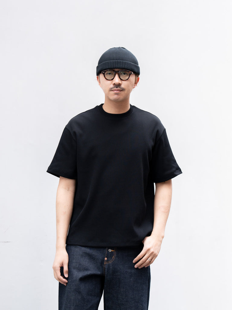 tangenet / 高密度平紋針織小領T卹-黑色-