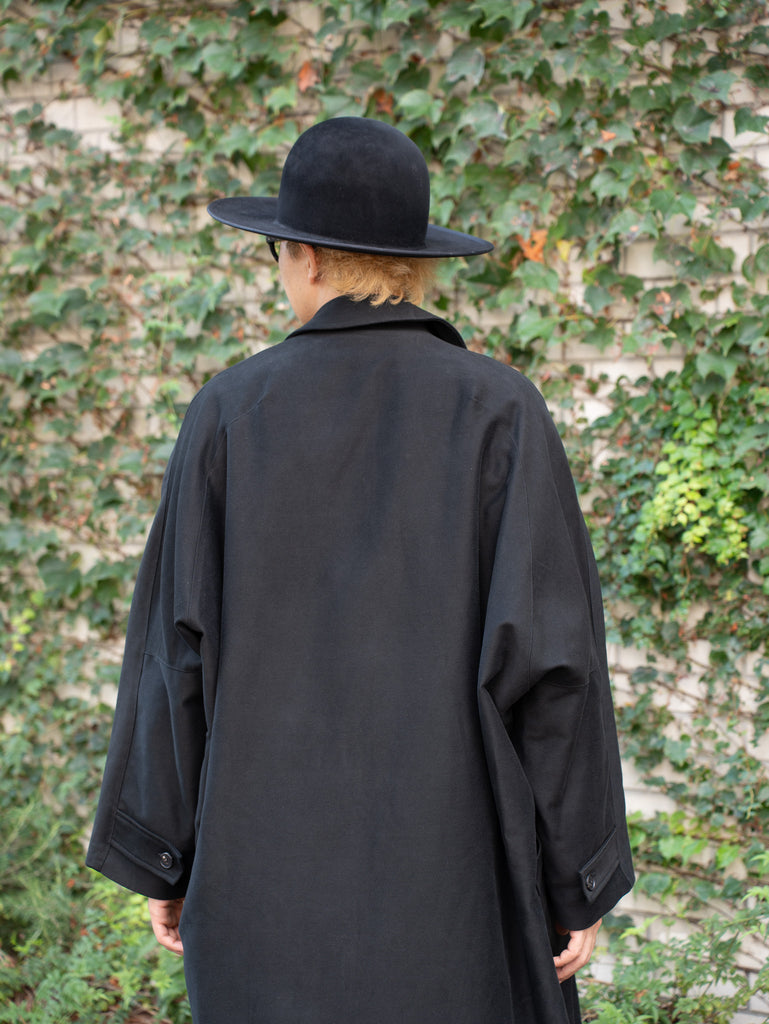 nonnotte /  High-Count Moleskin Draping Bias Sleeve Overcoat-Deep Black-