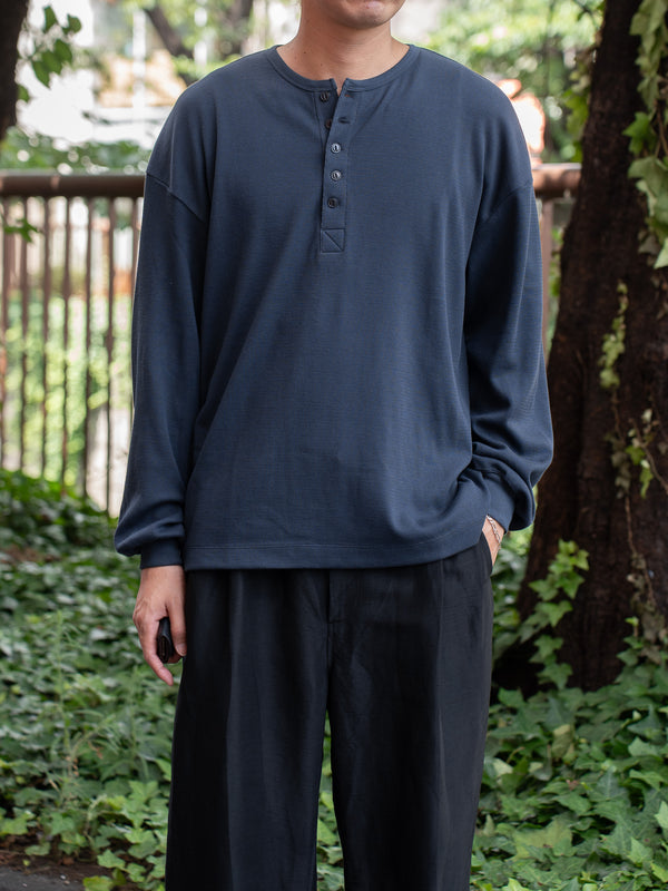 ULTERIOR / C/CASH HONEYCOMB HENLEY-NECK TOP -BLUE GREY-