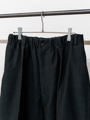 [Expected to arrive at the end of August] nonnotte / High-Count Moleskin Draping Elastic Intuck Wide Trousers -Deep Black-