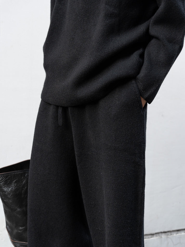 【再入荷】nonnotte (aIbn別注) /  YAK Knit Pants Extra Wide -YAKBlack × Black-
