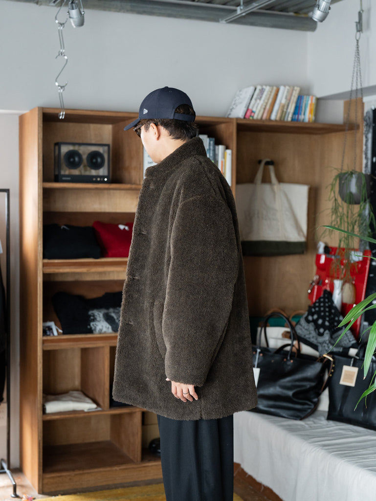 THE DAY / ALPACA WOOL PILE COAT -OLIVE BROWN-
