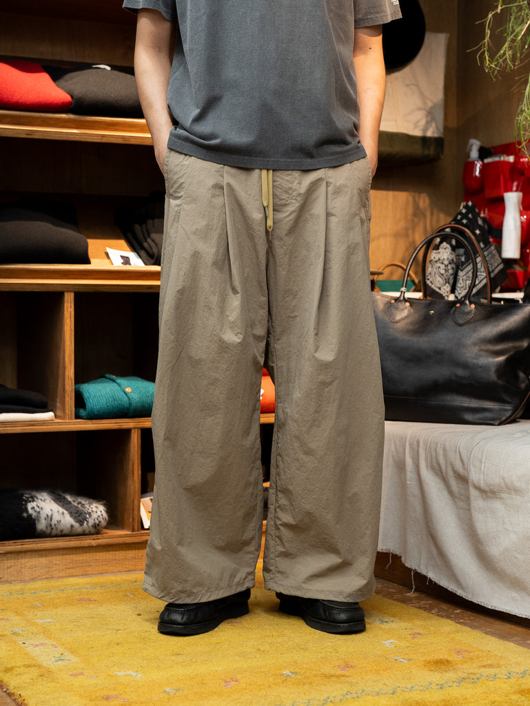 SHINYAKOZUKA / athlete baggy with Reebok -sepia-