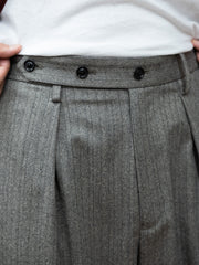 ULTERIOR / W/S HERRINGBONE STRIPE TUCKED TROUSER -TAUPE GREY-