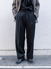 IRENISA / TWO TUCKS WIDE PANTS -Black-