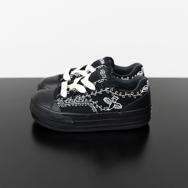 SHINYAKOZUKA / PICTURESQUE ANTIQUE SNEAKER WITH CONVERSE