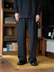 TOHNAI /  DRY COTTON LOOP BACK PLEAT TRACK TROUSER -BLACK-