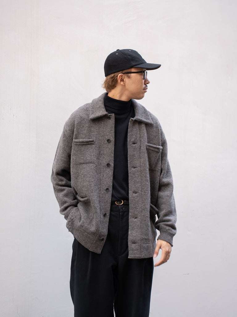 TOHNAI / 粗羊毛羊絨圓領針織衫-象牙色-