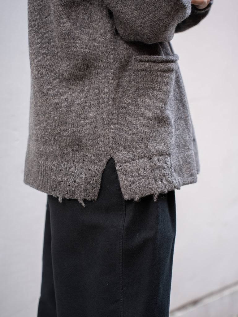 TOHNAI / 粗羊毛羊絨圓領針織衫-象牙色-