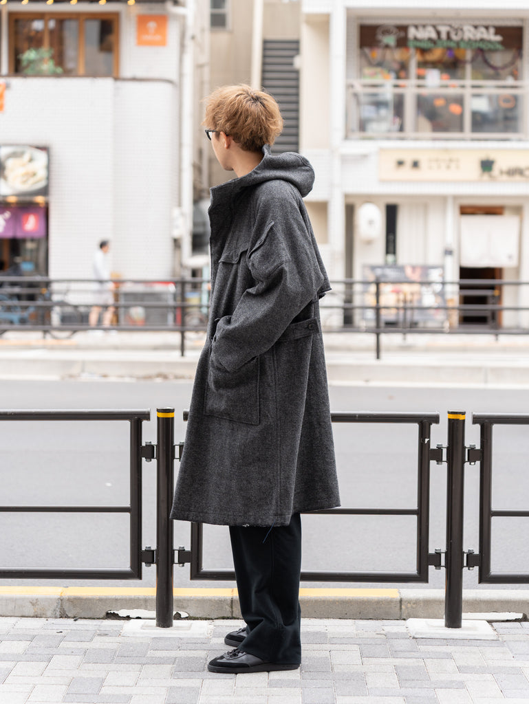 TOHNAI /  WOOL HERRINGBONE PARKA COAT -CHACOAL-