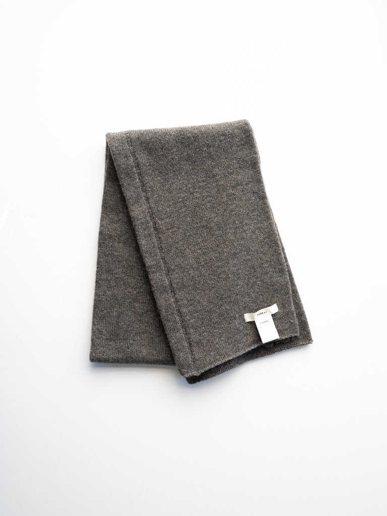 TOHNAI / CHUNKY WOOL SCARF -GRAY-