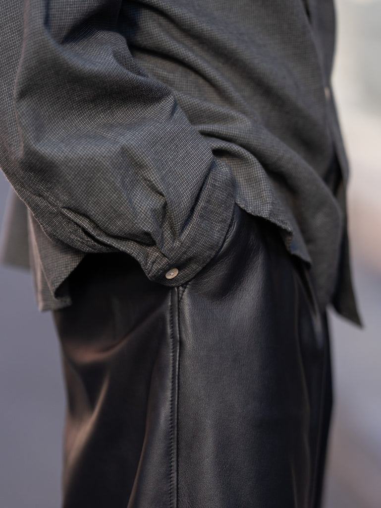 CCU / SLACKS SHORTS -BLACK-