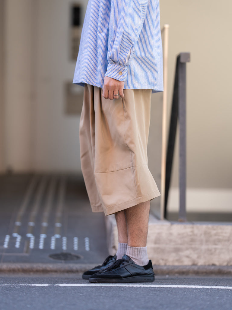 SHINYAKOZUKA / BAGGY SHORTS -BEIGE-