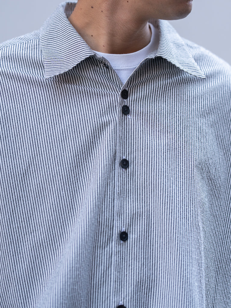 SHINYAKOZUKA / ROOMY SHIRT -BLACK STRIPE-