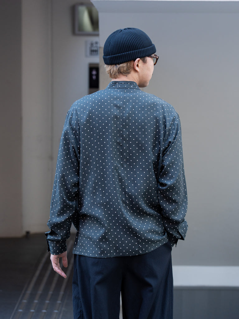 TOHNAI / BRUSHED SILK TWILL BAND COLLAR SHIRT -DOT-