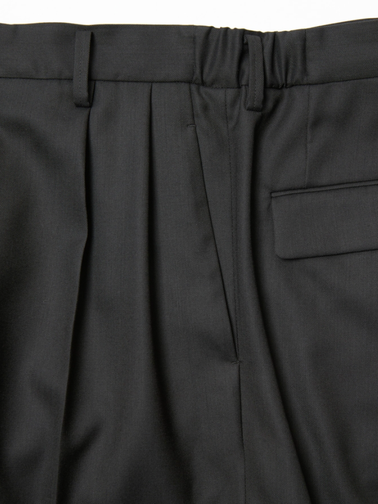 IRENISA / TWO TUCKS WIDE PANTS -DARK CHARCOAL-